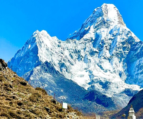 Everest Base Camp Trek Guide for Beginners: Route, Cost, and Tips
