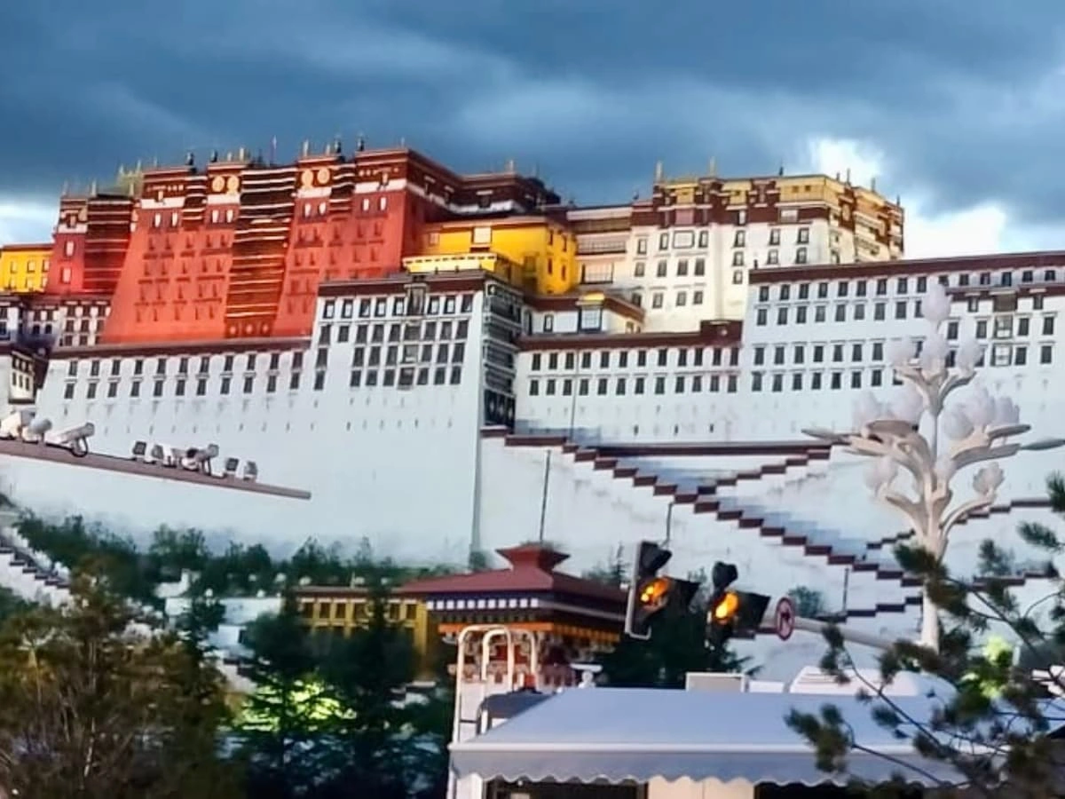 Kailash Mansarovar Tour via Lhasa
