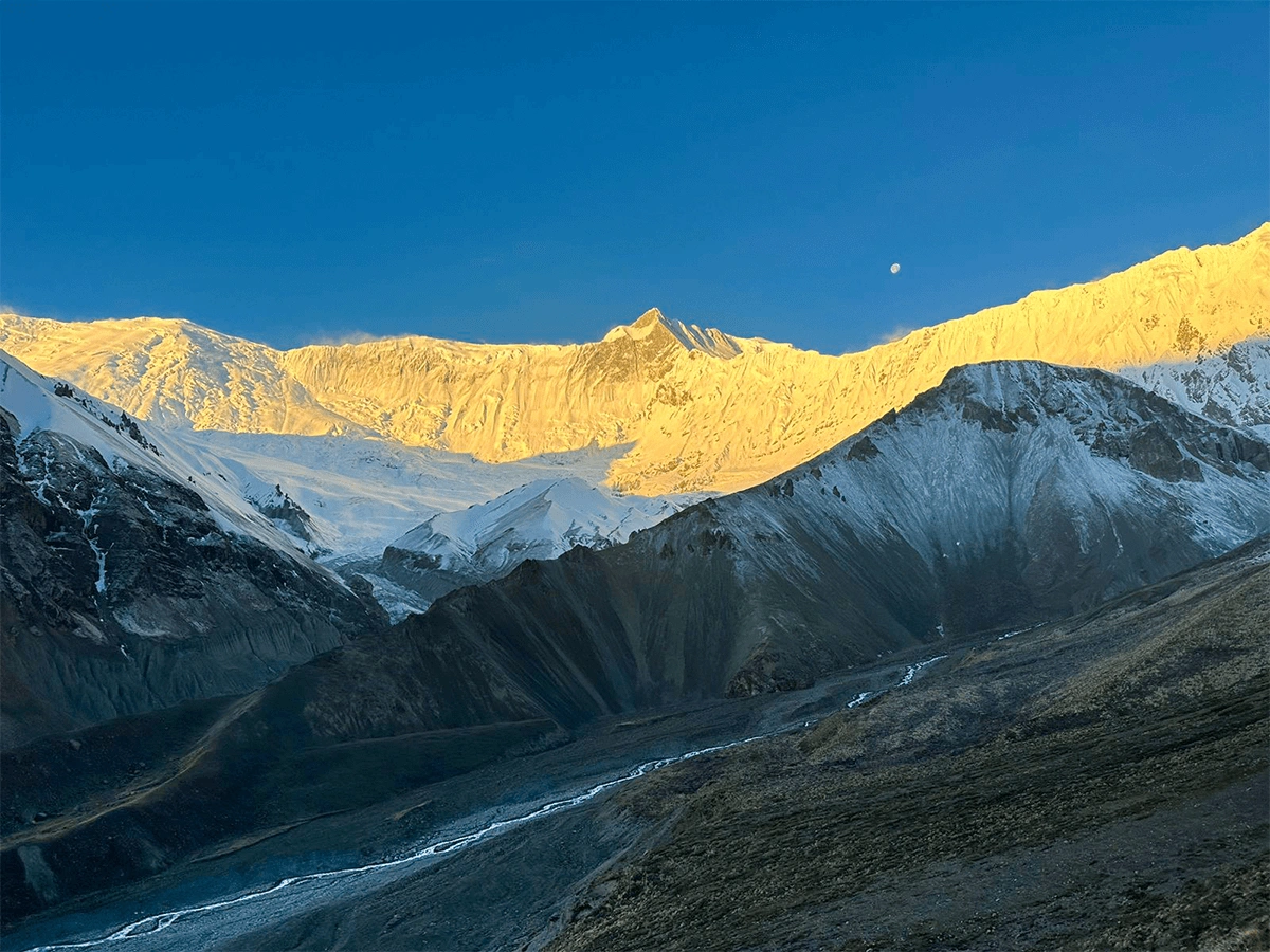 Annapurna Circuit with Tilicho Lake trek